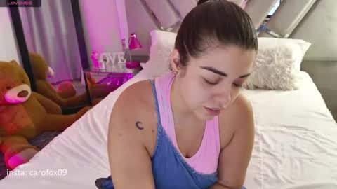 caroline online show from March 2026 03:50:01 AM