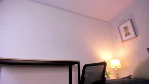  Caroline  online show from March 2026 11:38:01 AM