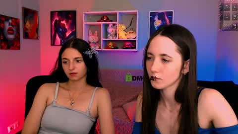 Snapshot of caroline_honeyy chatting on July 2026 03:23:01 AM Caroline online show from July 2026 03:23:01 AM