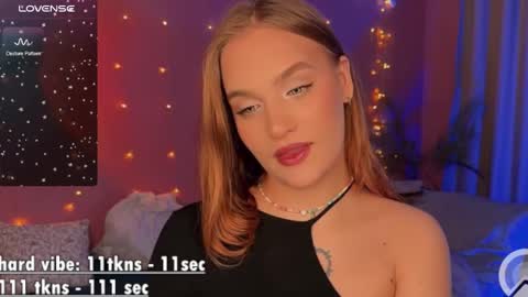 Snapshot of caroline_kiparis chatting on March 2025 11:27:02 PM Caro online show from March 2025 11:27:02 PM