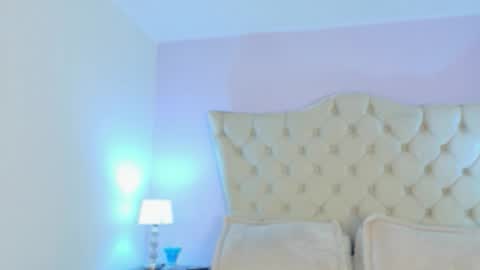 Caroline online show from March 2026 08:26:01 PM