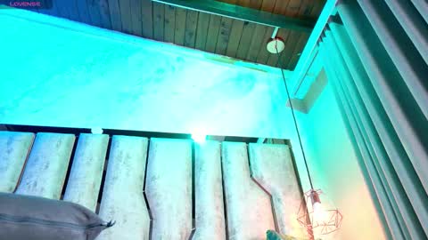 Snapshot of caroline_palmerr chatting on December 2025 04:19:01 AM Carolina online show from December 2025 04:19:01 AM