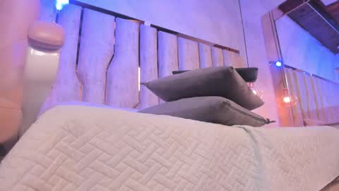 Snapshot of caroline_palmerr chatting on January 2026 03:11:01 AM Carolina online show from January 2026 03:11:01 AM