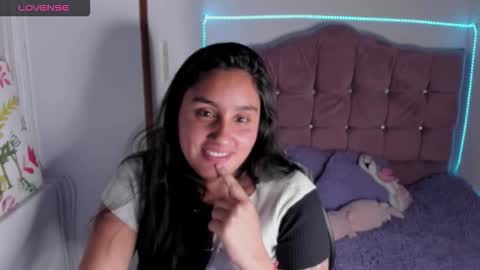 caroline_rodriguez_9 online show from October 2025 08:15:02 AM