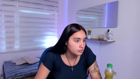 caroline_rodriguez_9 online show from February 2026 07:07:01 PM