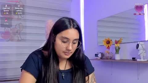 caroline_rodriguez_9 online show from May 2026 08:48:01 PM