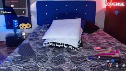 Snapshot of carolineblich chatting on January 2025 08:12:01 PM Carolin Blich online show from January 2025 08:12:01 PM