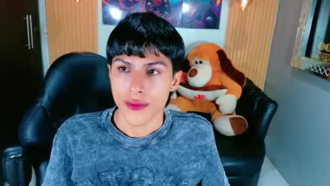 carolinejesh online show from January 2026 08:14:02 PM