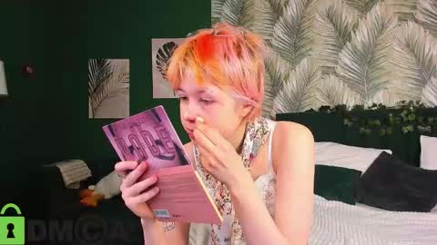 CarolineRichter online show from December 2025 02:50:02 AM