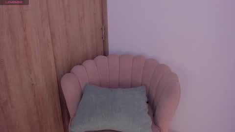 carolinna_ online show from November 2025 12:50:02 PM