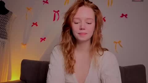 Caro online show from April 2026 09:39:33 PM