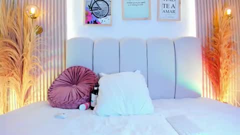 Carol Rivera  online show from October 2025 05:47:03 PM