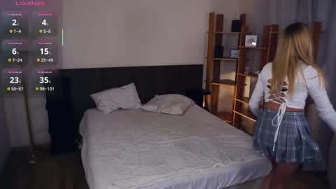 Hello everyone Im Monica Its my first day Were going to have fun together  online show from October 2025 08:04:02 PM