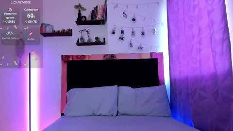 Snapshot of carorosse chatting on March 2025 10:04:02 PM Caro  online show from March 2025 10:04:02 PM