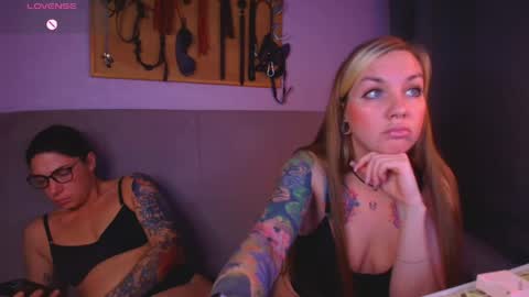 Carrie online show from April 2026 06:57:01 PM