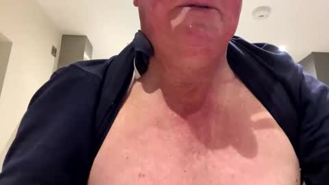 Snapshot of carsticker999 chatting on November 2025 06:47:01 AM Carsticker999 online show from November 2025 06:47:01 AM