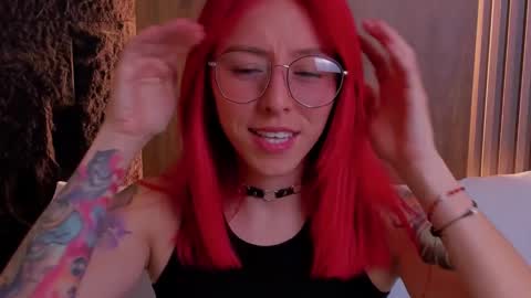 Casandra  online show from March 2025 07:06:02 PM