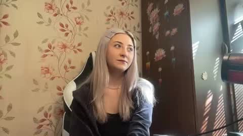 Snapshot of casandrabremme chatting on June 2026 11:24:02 AM Mia online show from June 2026 11:24:02 AM