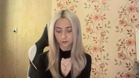 Snapshot of casandrabremme chatting on June 2026 11:51:02 AM Mia online show from June 2026 11:51:02 AM