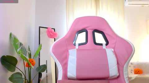 Snapshot of caseyrobbinss chatting on November 2025 06:05:01 AM Casey Robbins online show from November 2025 06:05:01 AM