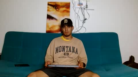 Snapshot of cash_master_san chatting on February 2025 02:15:01 AM Cash Master San online show from February 2025 02:15:01 AM