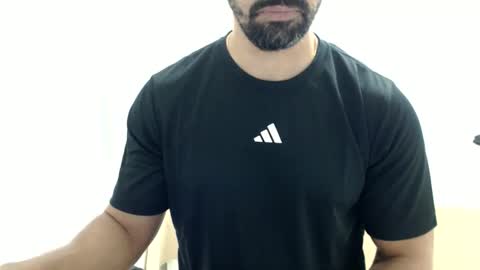 Snapshot of cashmastermuscle77 chatting on June 2026 12:28:02 PM cashmastermuscle77 online show from June 2026 12:28:02 PM