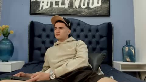 Snapshot of casper_white_ chatting on September 2025 07:44:01 AM casper_white_ online show from September 2025 07:44:01 AM