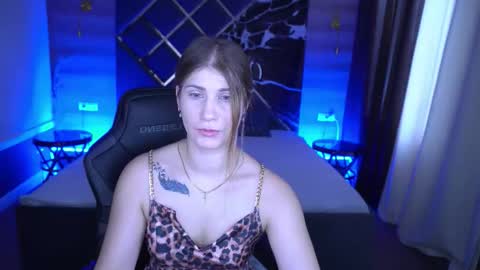 Snapshot of cassandragood chatting on November 2025 08:03:02 AM Lena online show from November 2025 08:03:02 AM