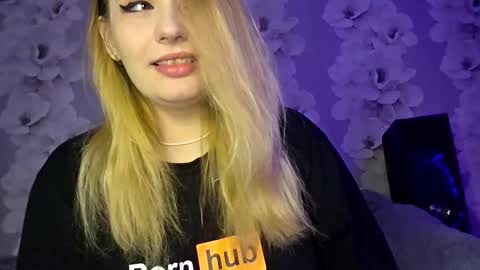 Snapshot of cassandratate chatting on May 2026 09:06:01 AM Casey Chris online show from May 2026 09:06:01 AM