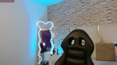 Snapshot of casse_tay chatting on November 2025 03:06:01 AM casse_tay online show from November 2025 03:06:01 AM