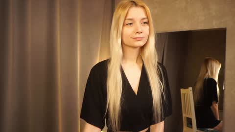 Cassie online show from January 2025 02:58:02 PM