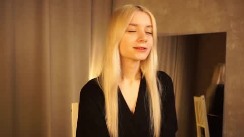 Cassie online show from February 2025 03:30:01 PM