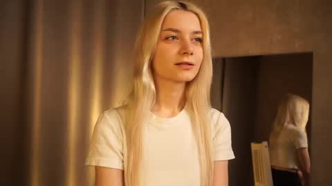 Cassie online show from February 2025 02:44:01 PM