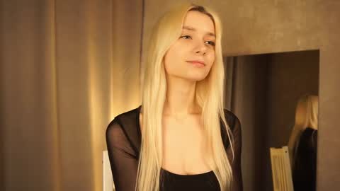 Cassie online show from March 2025 02:45:02 PM