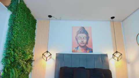 cassie_bloom online show from December 2025 10:44:02 AM