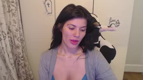 Snapshot of cassiealvarez chatting on October 2025 12:52:01 AM cassiealvarez online show from October 2025 12:52:01 AM