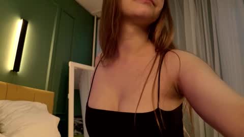 Snapshot of cassiecool chatting on November 2025 12:39:02 PM assie online show from November 2025 12:39:02 PM