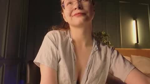 Snapshot of cassiecool chatting on December 2025 12:47:02 PM assie online show from December 2025 12:47:02 PM