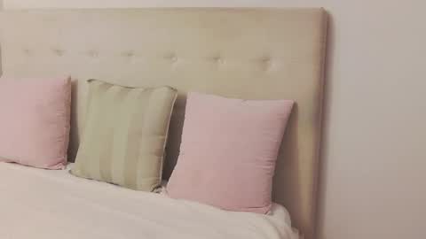 CassieHilton online show from November 2025 08:07:01 PM