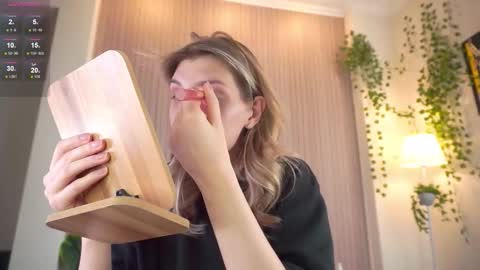 Snapshot of cassieholland chatting on February 2026 08:24:02 AM Im Cassie3 online show from February 2026 08:24:02 AM