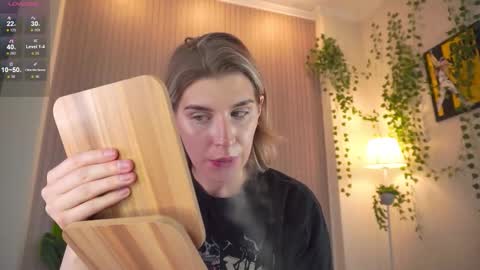 Snapshot of cassieholland chatting on February 2026 07:30:01 AM Im Cassie3 online show from February 2026 07:30:01 AM