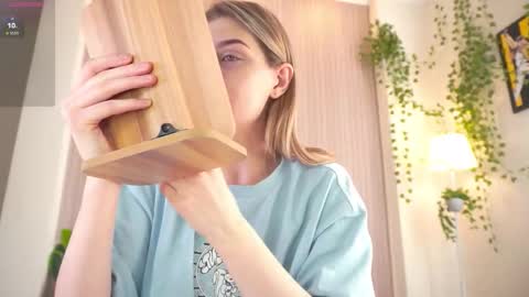 Snapshot of cassieholland chatting on March 2026 08:31:01 AM Im Cassie3 online show from March 2026 08:31:01 AM