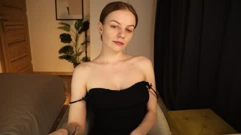 Snapshot of cassiekelly chatting on March 2026 07:27:01 PM Cassie online show from March 2026 07:27:01 PM