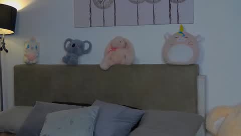 Snapshot of casskiera chatting on September 2025 05:01:02 AM Kierie online show from September 2025 05:01:02 AM