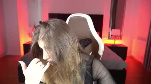 Cassy online show from May 2026 06:33:01 AM