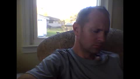 Snapshot of castlecrester chatting on October 2025 08:10:01 PM castlecrester online show from October 2025 08:10:01 PM