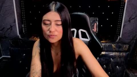 Snapshot of catalella_little_b chatting on June 2026 08:36:01 PM catalella_little_b online show from June 2026 08:36:01 PM
