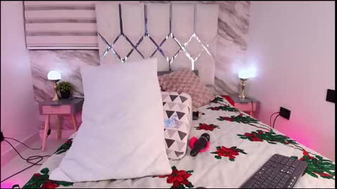 Snapshot of cataleya__ebony chatting on December 2025 03:00:01 AM cataleya online show from December 2025 03:00:01 AM