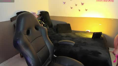 Snapshot of cataleya_blare chatting on May 2026 03:01:01 AM LUU online show from May 2026 03:01:01 AM