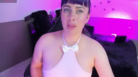 Snapshot of cataleya_blare chatting on May 2026 03:24:02 AM LUU online show from May 2026 03:24:02 AM